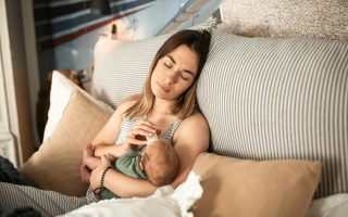 Jak wybrać odpowiednie mleko dla dziecka? Przewodnik dla rodziców