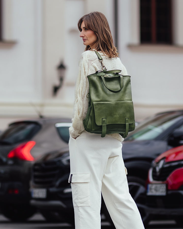 Skórzana torebka plecak zielona